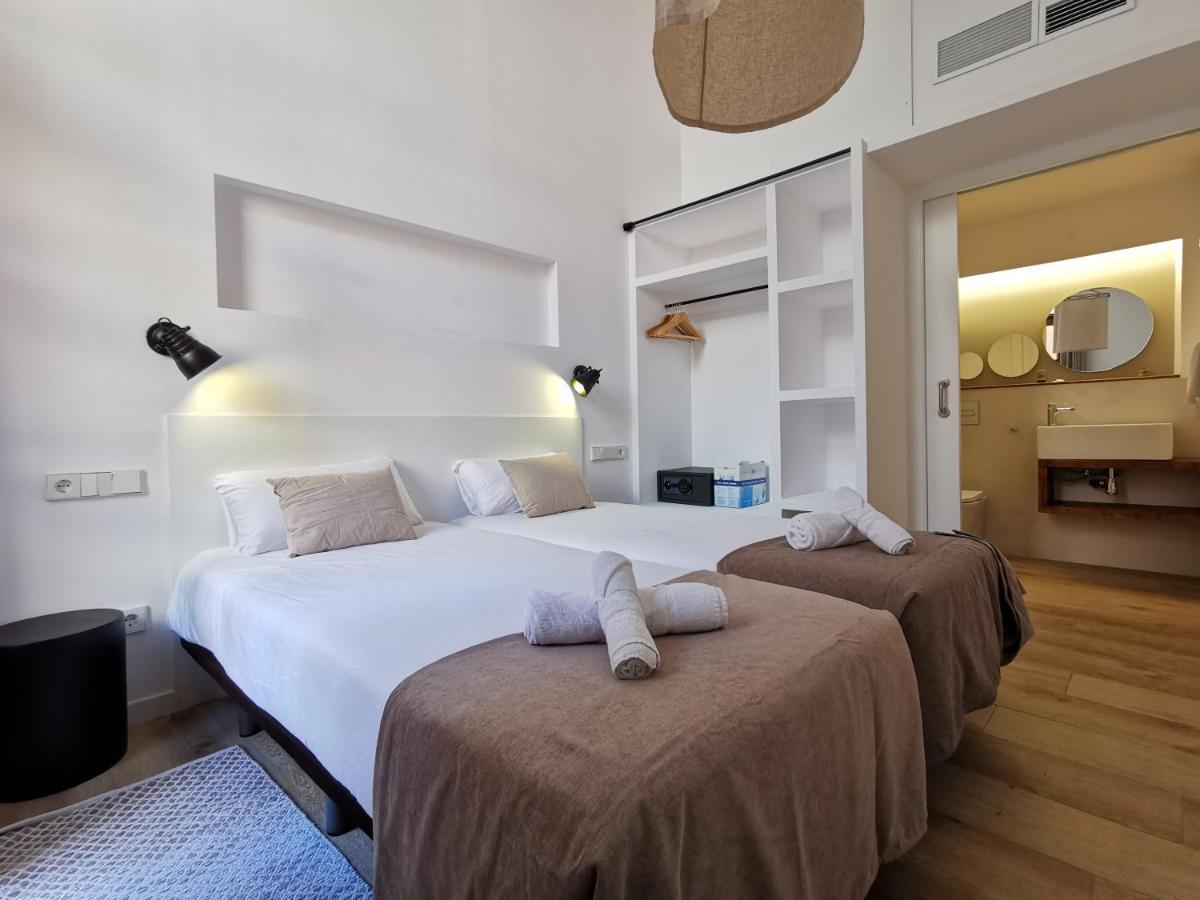 Classbedroom Port Ramblas Barcelone Extérieur photo